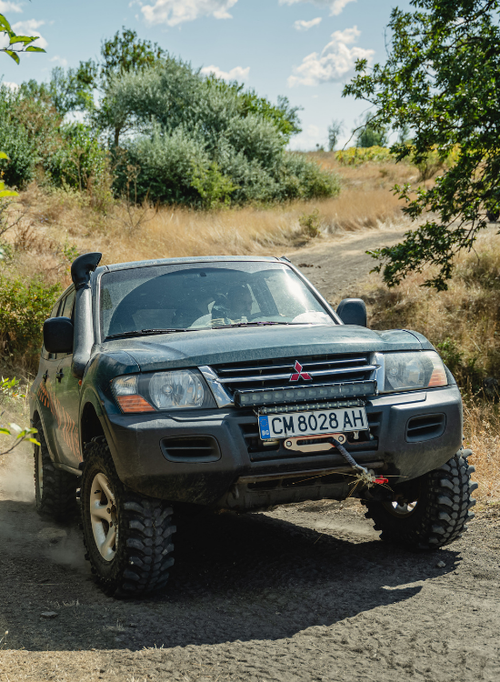 ОФРОУД С ДЖИП MITSUBISHI