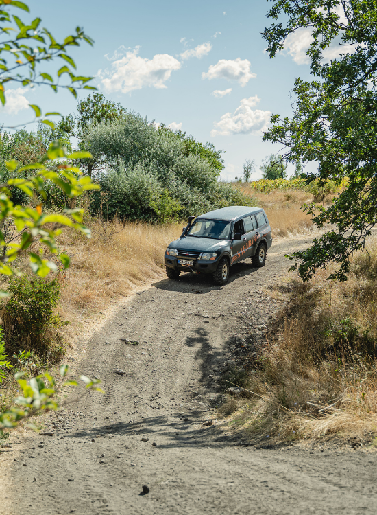 DRIVING AN OFF-ROAD MITSUBISHI JEEP