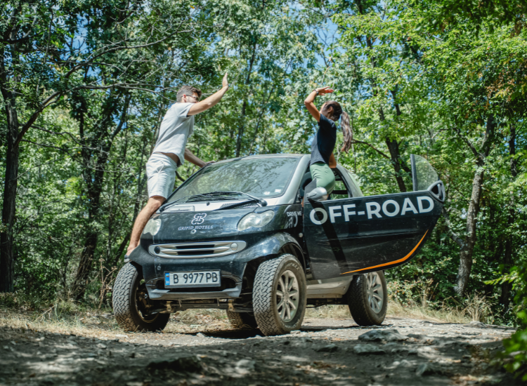 Off-ROAD TOUR WITH OFF-ROAD SMART