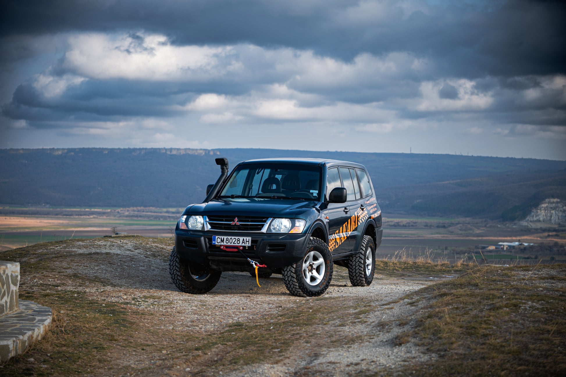 DRIVING AN OFF-ROAD MITSUBISHI JEEP