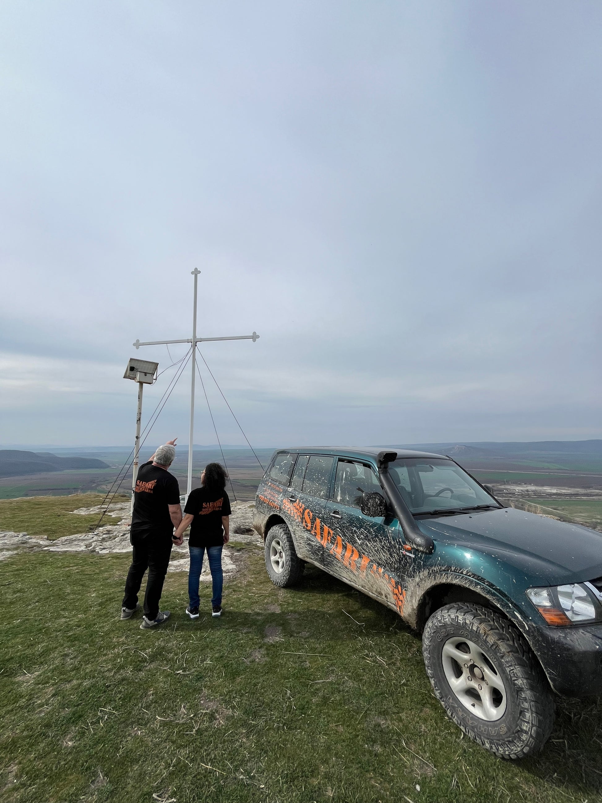 DRIVING AN OFF-ROAD MITSUBISHI JEEP